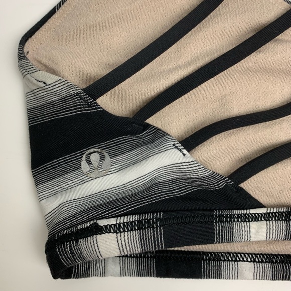 Lululemon free to be wild Black White sports bra 6 - Picture 3 of 6